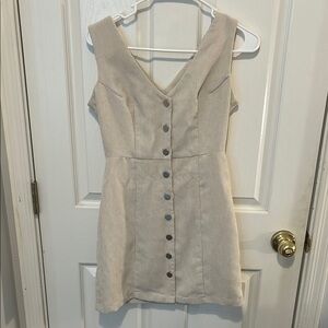 Elegant Beige Sleeveless Dress